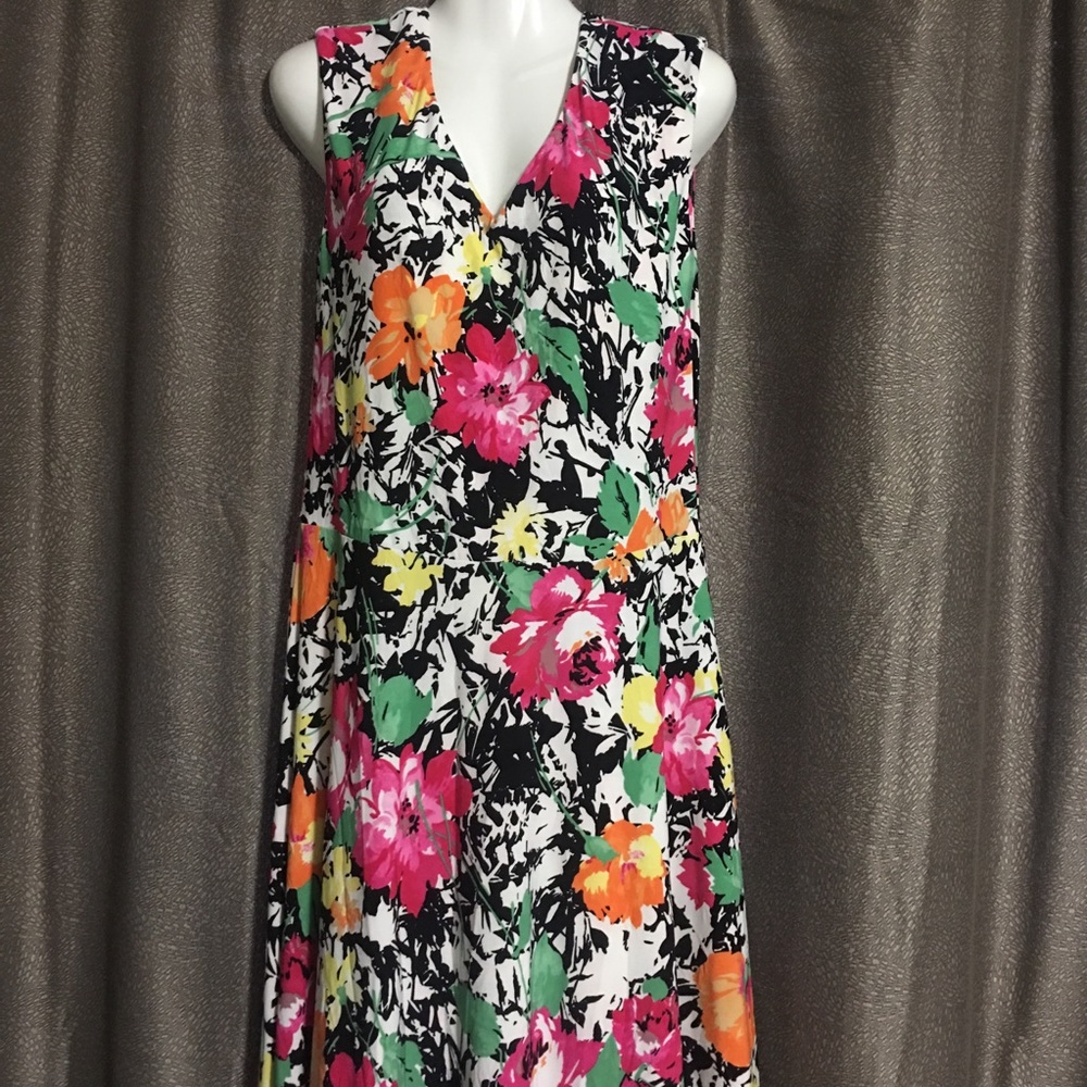 Lauren Ralph Lauren Large Floral dress
